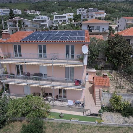 Apartments Nives Suhi Potok เยเซนิเซ ภายนอก รูปภาพ
