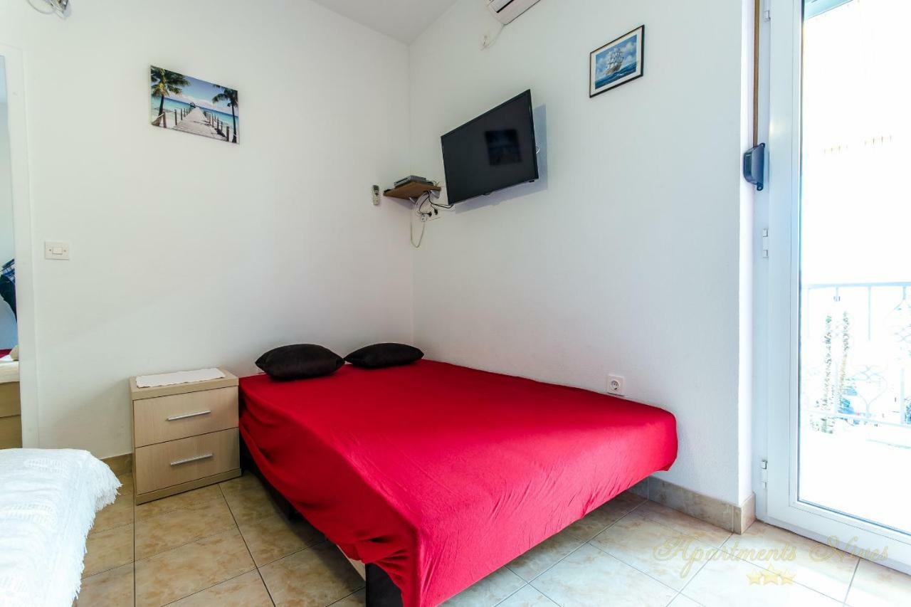 Apartments Nives Suhi Potok เยเซนิเซ ภายนอก รูปภาพ