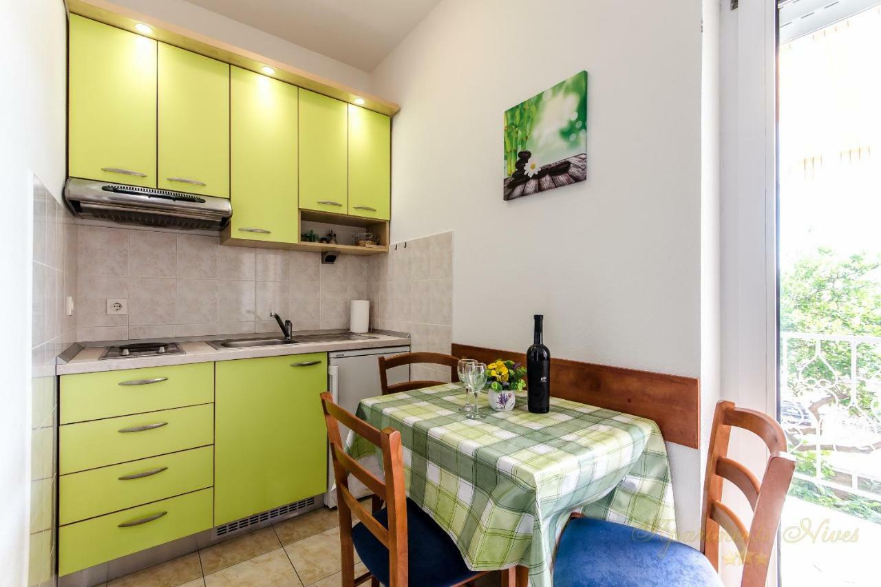 Apartments Nives Suhi Potok เยเซนิเซ ภายนอก รูปภาพ