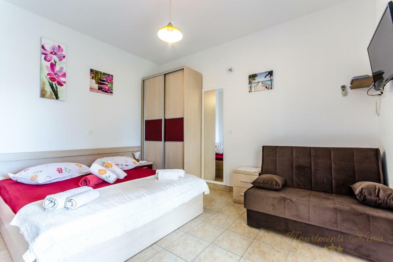 Apartments Nives Suhi Potok เยเซนิเซ ภายนอก รูปภาพ