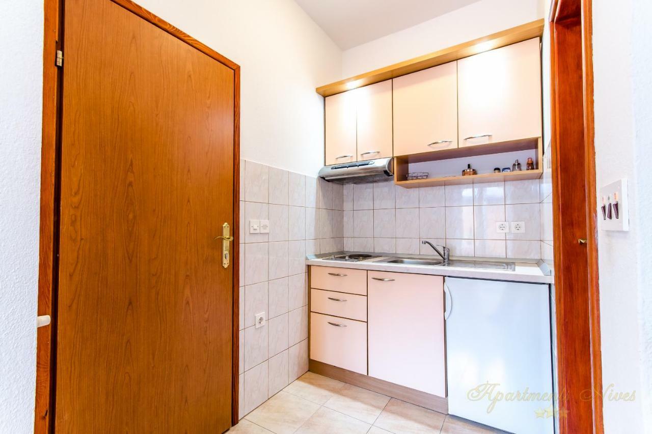 Apartments Nives Suhi Potok เยเซนิเซ ภายนอก รูปภาพ